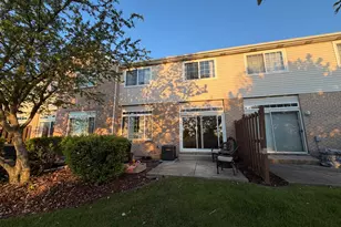 18251 Kirby Dr, Tinley Park, IL 60487 - Photo 3
