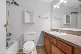 5950 Oakwood Dr, Lisle, IL 60532 - Photo 13