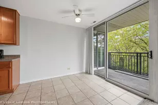 5950 Oakwood Dr, Lisle, IL 60532 - Photo 7