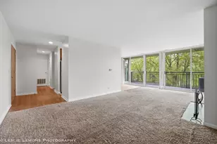 5950 Oakwood Dr, Lisle, IL 60532 - Photo 3