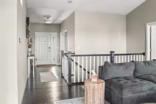1012 Declaration Dr, Savoy, IL 61874 - Photo 7
