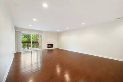 1740 Mission Hills Road #112, Northbrook, IL 60062 - Photo 3