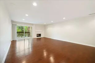 1740 Mission Hills Rd, Northbrook, IL 60062 - Photo 3