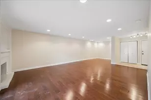 1740 Mission Hills Rd, Northbrook, IL 60062 - Photo 5