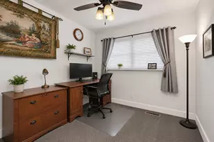 115 N Rose Ave, Addison, IL 60101 - Photo 11
