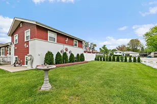 115 N Rose Ave, Addison, IL 60101 - Photo 21
