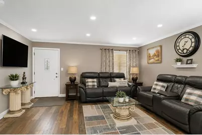 115 N Rose Avenue, Addison, IL 60101 - Photo 7