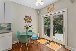 2724 Simpson St, Evanston, IL 60201 - Photo 13