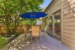 2724 Simpson St, Evanston, IL 60201 - Photo 29