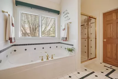 10902 Red Hawk Lane, Spring Grove, IL 60081 - Photo 17