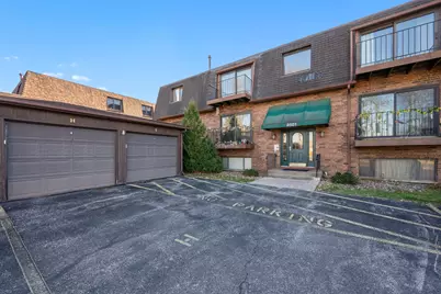 2501 26th Avenue Court #1-E, Rock Island, IL 61201 - Photo 3