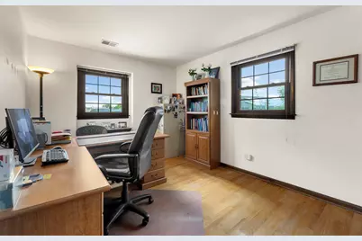 65 Regent Drive, Oak Brook, IL 60523 - Photo 9