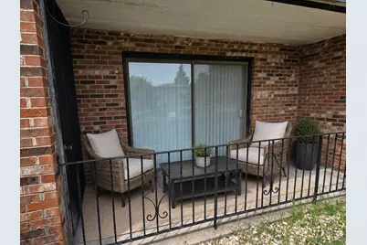 9122 W 140th Street #1SW, Orland Park, IL 60462 - Photo 3