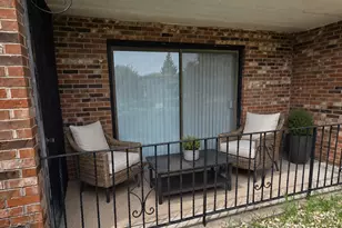 9122 W 140th St, Orland Park, IL 60462 - Photo 3