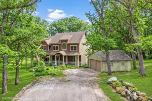4110 Valley View Rd, Crystal Lake, IL 60012 - Photo 1