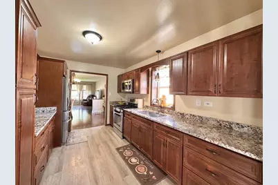 10021 Minnick Avenue, Oak Lawn, IL 60453 - Photo 9