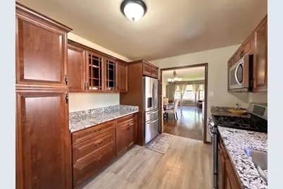 10021 Minnick Avenue, Oak Lawn, IL 60453 - Photo 11