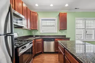 3573 W Lyndale St, Chicago, IL 60647 - Photo 7