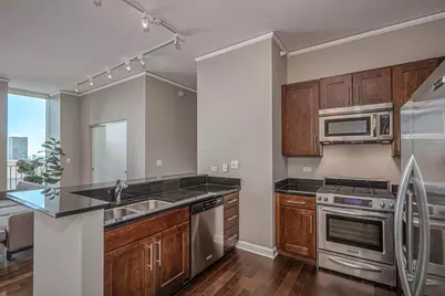 225 N Columbus Drive #5701, Chicago, IL 60601 - Photo 17