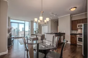 225 N Columbus Dr, Chicago, IL 60601 - Photo 15