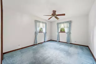 629 N Lakeview Dr, Round Lake, IL 60073 - Photo 11