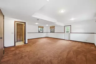 629 N Lakeview Dr, Round Lake, IL 60073 - Photo 13
