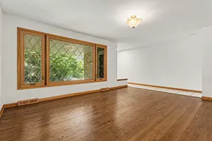 6351 W 124th Pl, Palos Heights, IL 60463 - Photo 3