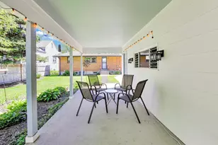 210 N 2nd Ave, Villa Park, IL 60181 - Photo 31
