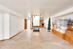 210 N 2nd Ave, Villa Park, IL 60181 - Photo 21