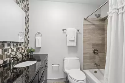5455 N Sheridan Road #2803, Chicago, IL 60640 - Photo 15