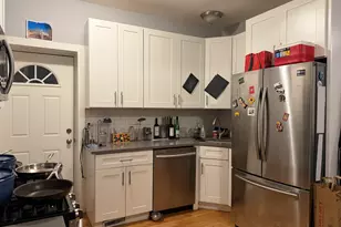 935 E 54th Pl, Chicago, IL 60615 - Photo 7