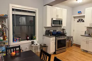 935 E 54th Pl, Chicago, IL 60615 - Photo 5