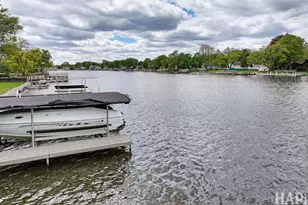 1611 N Woodlawn Park Ave, McHenry, IL 60051 - Photo 3