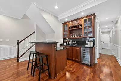924 W Roscoe Street #1, Chicago, IL 60657 - Photo 37