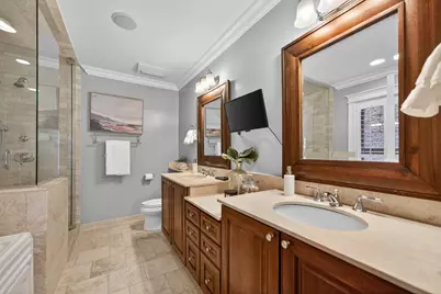 924 W Roscoe Street #1, Chicago, IL 60657 - Photo 25