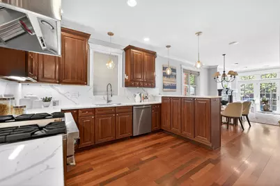 924 W Roscoe Street #1, Chicago, IL 60657 - Photo 15