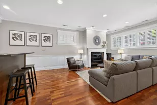 924 W Roscoe St, Chicago, IL 60657 - Photo 33