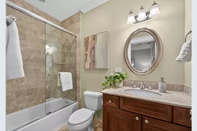 924 W Roscoe Street #1, Chicago, IL 60657 - Photo 43