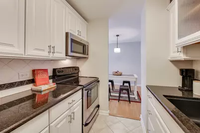 6171 N Sheridan Road #806, Chicago, IL 60660 - Photo 17
