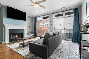 4704 N Kenmore Ave, Chicago, IL 60640 - Photo 3