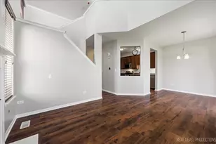 2940 White Thorn Cir, Naperville, IL 60564 - Photo 13