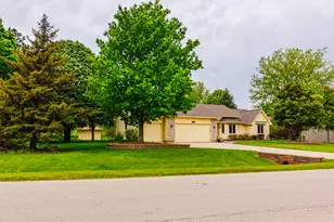 2005 Bernadette Ln, Yorkville, IL 60560 - Photo 1