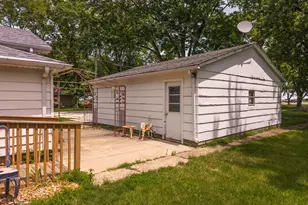 302 Norton St, Cabery, IL 60919 - Photo 29