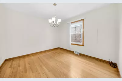 6422 S Komensky Avenue, Chicago, IL 60629 - Photo 5