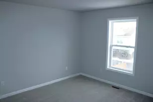 828 Blackhawk Dr, Braidwood, IL 60408 - Photo 17