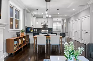 823 W Wolfram St, Chicago, IL 60657 - Photo 7