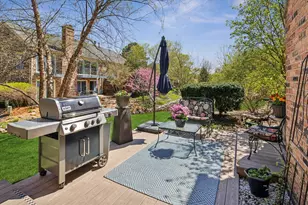 39 The Ct Of Cobblestone Ct, Northbrook, IL 60062 - Photo 33