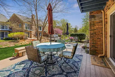 39 The Court Of Cobblestone Court, Northbrook, IL 60062 - Photo 31