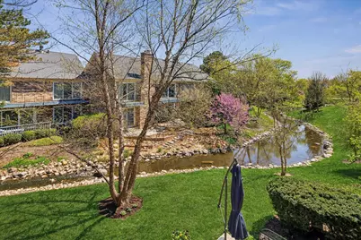 39 The Court Of Cobblestone Court, Northbrook, IL 60062 - Photo 35