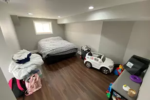 8136 S Luella Ave, Chicago, IL 60617 - Photo 13